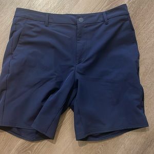 Navy All in motion men’s shorts size 34
